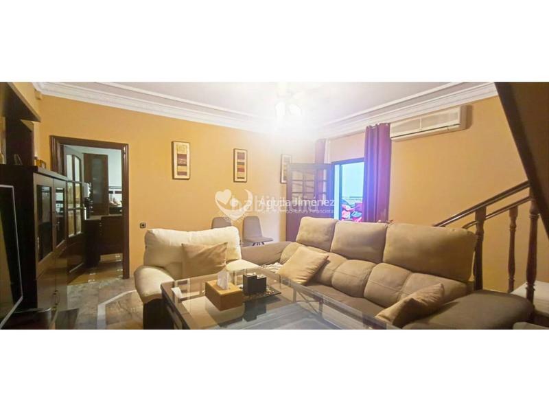 Foto e3bd8eaa-1632-40ad-a7dc-2fca1d1655dd. Reihenhaus mit heizung in Los Molinos Alcalá de Guadaira