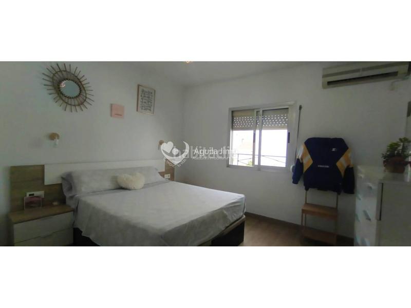 Foto 1c205e8f-b81c-4b7e-8a4c-32c364bf4dff. Semi detached house with heating in La Paz Alcalá de Guadaira