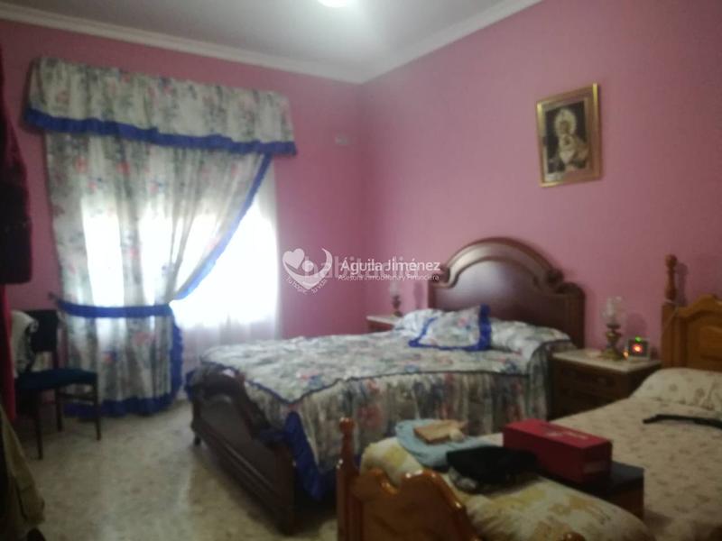 Foto 252fc6b1-828b-4a8d-b550-d9d00d5d647c. Propriété dans La Paz Alcalá de Guadaira