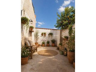 Casa en La Paz. Casa para reformar a tu gusto, incluye fotos mejoradas con ia