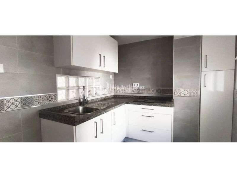 Foto 42b51071-055a-41fb-9701-d3cc74d79467. Casa adosada venta de casa en La Paz, alcalá de guadaíra en Alcalá de Guadaira
