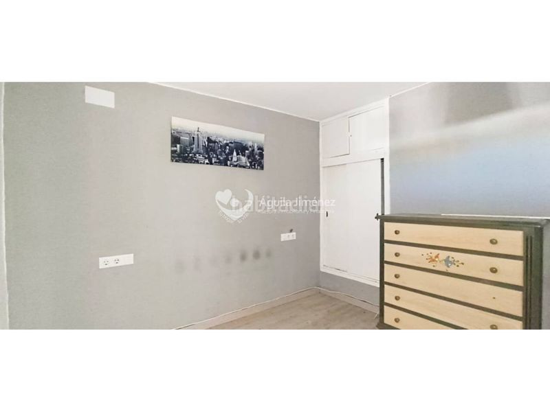 Foto f3da59d9-bd2c-48e6-a055-c37371fd98c9. Casa adosada venta de casa en La Paz, alcalá de guadaíra en Alcalá de Guadaira
