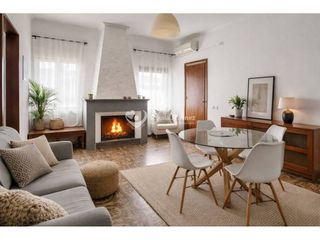 Bauernhof in Los Molinos. Venta de villa rústica en los molinos, con un olivar de 11.776 m