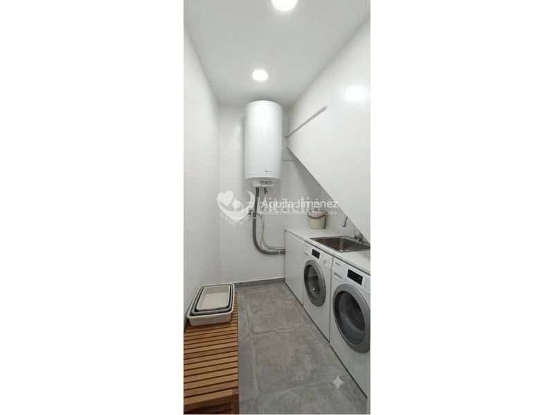 Foto 82d9ecd6-2bab-46da-9f38-3f66cee363f9. Casa en calle rábida 25 casa en venta en campo de las beatas. contiene imágenes mejoradas con ia en Alcalá de Guadaira