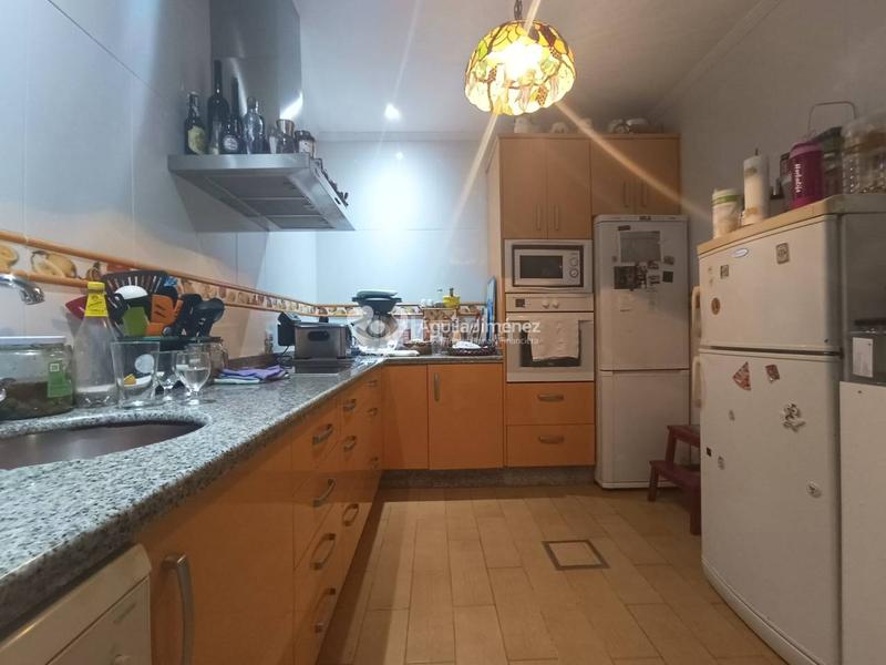 Foto 7602523c-875f-4ae4-8392-f0db5140adcc. Semi detached house with heating parking in Nueva Alcalá Alcalá de Guadaira