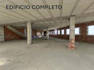 Building en La Paz. Edificio en venta con divisin en 5 mdulos de distintas medidas