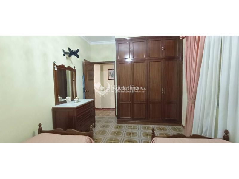 Foto 075e95bb-2f9b-4804-9925-1debf121a85b. House with heating parking in La Paz Alcalá de Guadaira