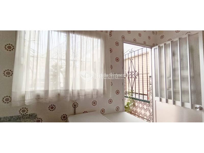 Foto c6ca52f5-b74c-41af-b76e-30c59bd60718. House with heating parking in La Paz Alcalá de Guadaira