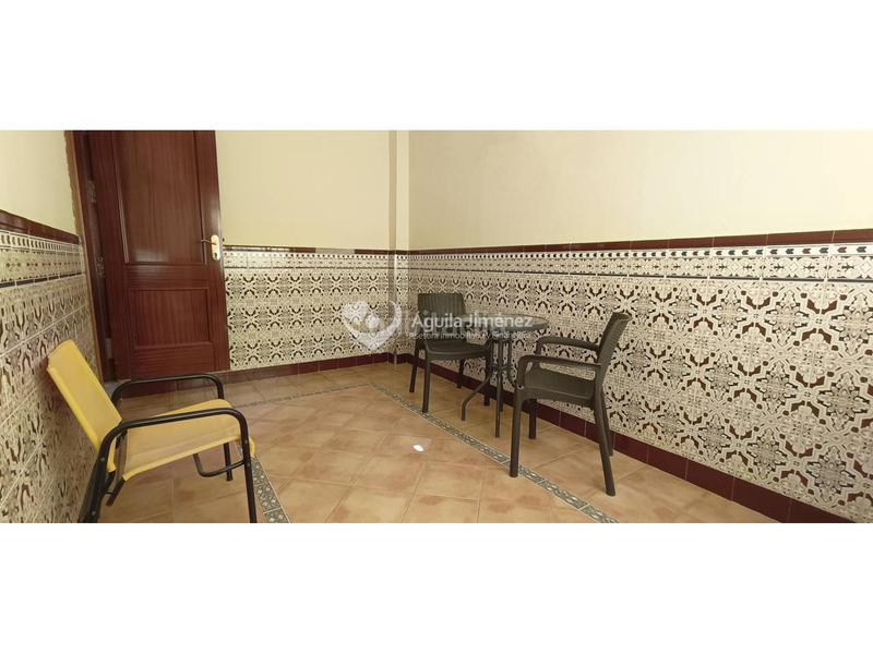 Foto e313c2dc-aaf0-4c89-b0ba-c3b506c3fd2c. House with heating parking in La Paz Alcalá de Guadaira