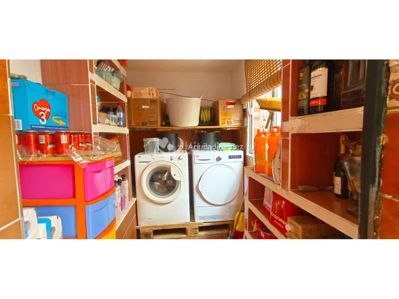 Foto b4a8ac4a-da7b-4666-8d40-f356ca23f382. Doppelhaus mit heizung in Oromana Alcalá de Guadaira