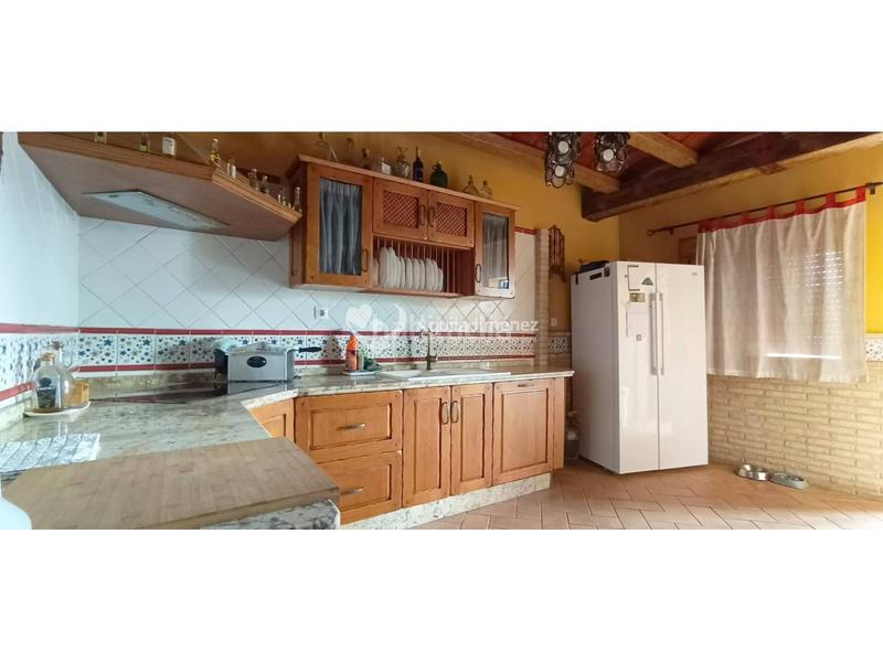 Foto d9b079cd-fc97-42d4-991a-7fbf1a25f098. Doppelhaus mit heizung in Oromana Alcalá de Guadaira