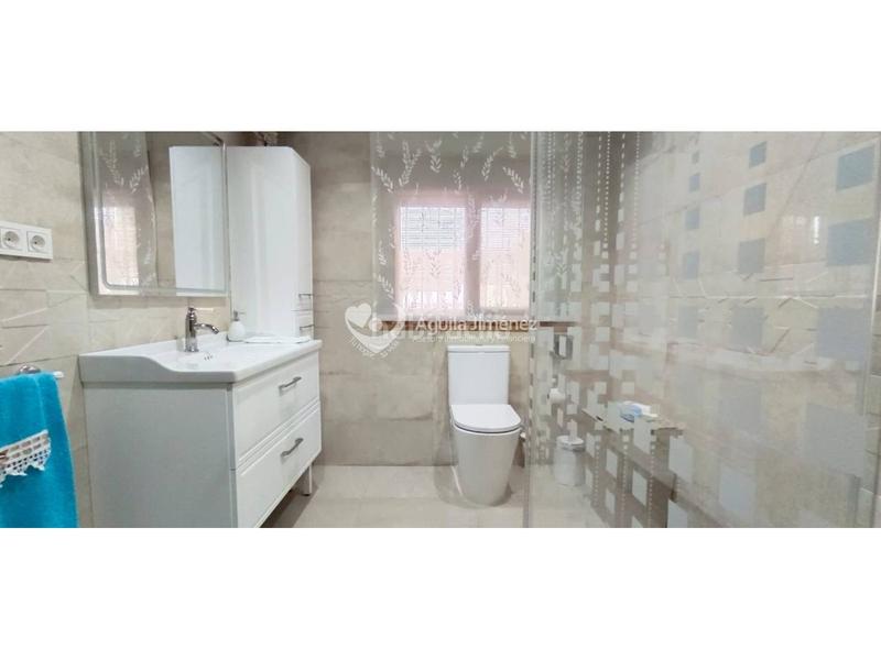 Foto f5cc291d-7ab4-4bbc-a660-28656500c1f4. Doppelhaus mit heizung in Oromana Alcalá de Guadaira