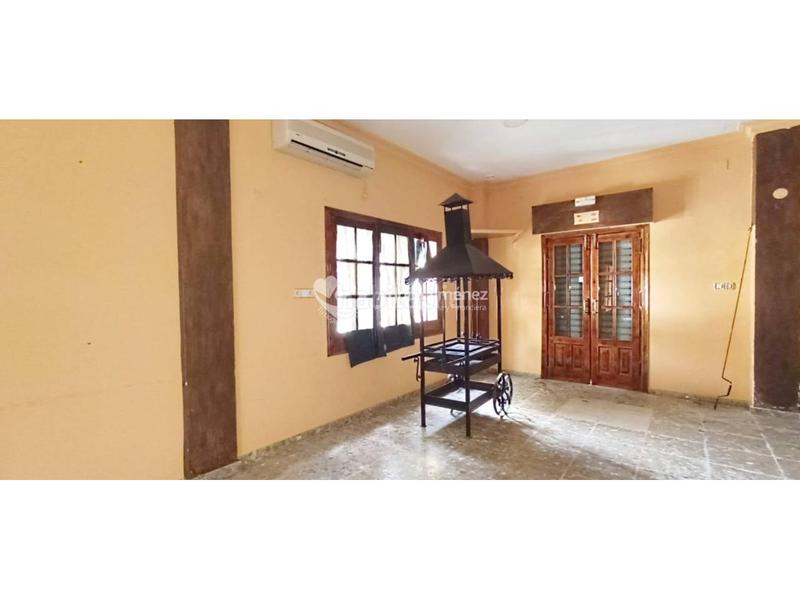 Foto 14506a91-9fc7-4153-a251-373c0a53b202. Local comercial a Centro Alcalá de Guadaira