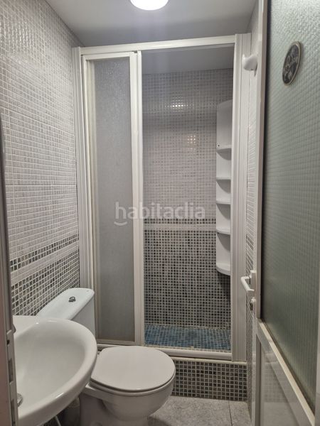 Foto b557d4bd-2c7d-45aa-9d45-8ef9404c6e0f. Local comercial a Las Galletas Arona
