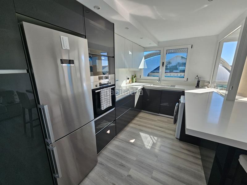 Foto dfa81be9-29c6-4034-aaa8-217520ca8da9. Appartamento con parcheggio piscina in Ciutat de les Ciències i de les Arts - Justicia Valencia