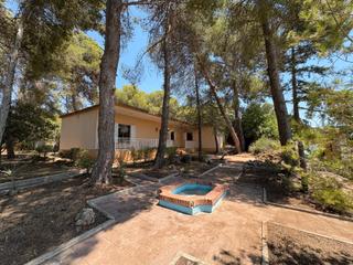 Chalet  Calle acacias. Exclusivo chalet en urbanizacin loma del castillo de chiva