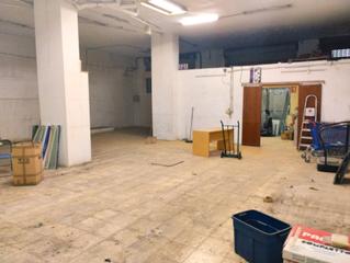 Geschäftsraum in Carrer de Pintor Stolz