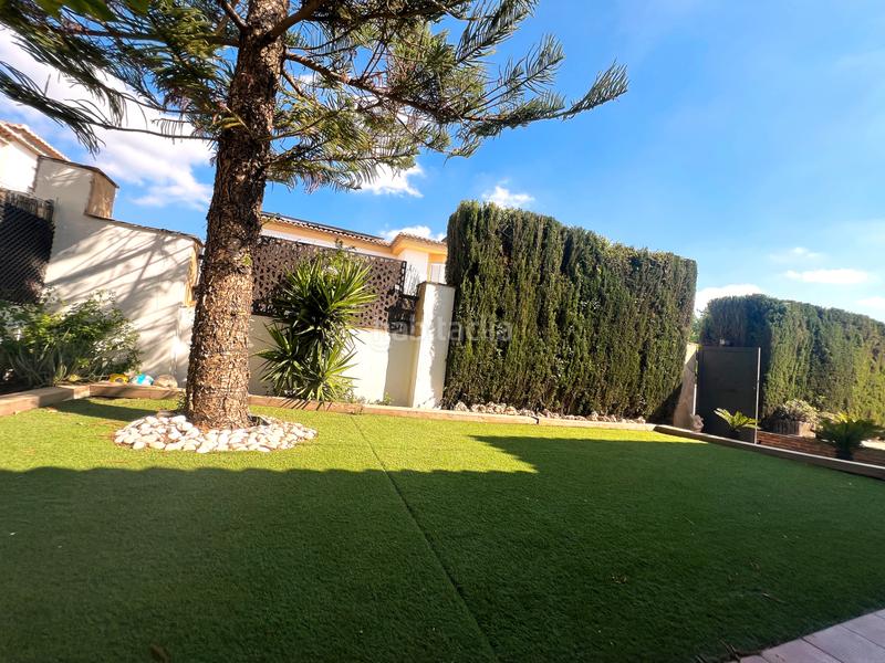 Foto 0e1cf437-fede-44ac-bd1d-f68b9a07239a. Chalet avec chauffage parking piscine dans La Cañada Paterna