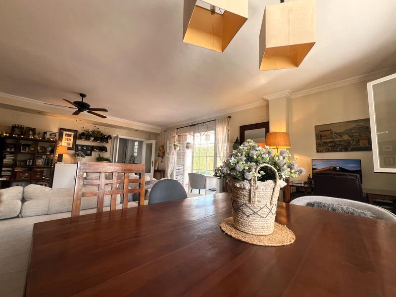 Foto c20351d7-a2d4-4801-92f2-41d63dfcbcf8. Chalet avec chauffage parking piscine dans La Cañada Paterna