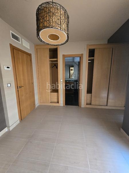 Foto b3b15b35-9325-48ed-b28d-c11328381014. Casa adosada adosado con piscina en San Antonio de Benagéber