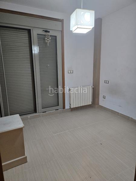 Foto deb0b3e0-d587-41bf-ba1d-e671cb38be93. Casa adosada adosado con piscina en San Antonio de Benagéber