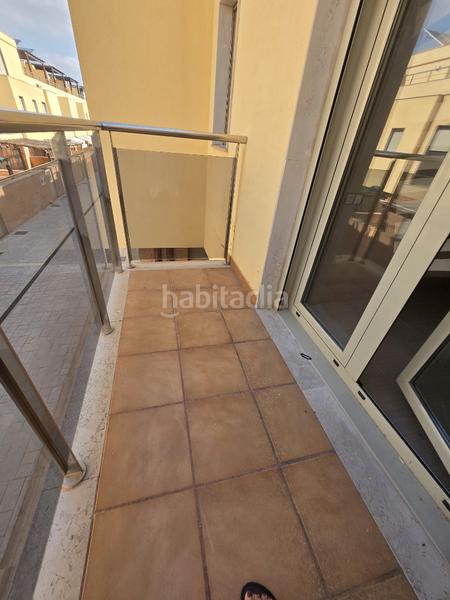 Foto edce448a-e6be-4bbe-b421-eda6ef6495b9. Casa adosada adosado con piscina en San Antonio de Benagéber