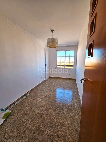 Foto 84130bfd-d771-43a8-b72e-7a4150903861. Àtic a La Creu Coberta Valencia