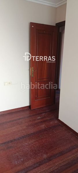 Foto 0767389e-288f-46fb-a075-e33d78ccf834. Dúplex amb calefacció a Zona Fernández Labreda Pontevedra