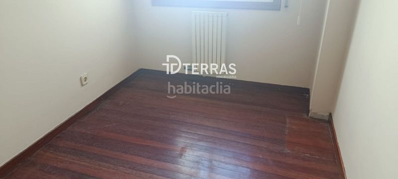 Foto 3fadfade-a6b4-41cf-ba0f-4a5c56036afe. Dúplex amb calefacció a Zona Fernández Labreda Pontevedra