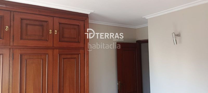 Foto a2f5a6fb-387c-4f25-8f96-6f1c4dbbda54. Dúplex amb calefacció a Zona Fernández Labreda Pontevedra