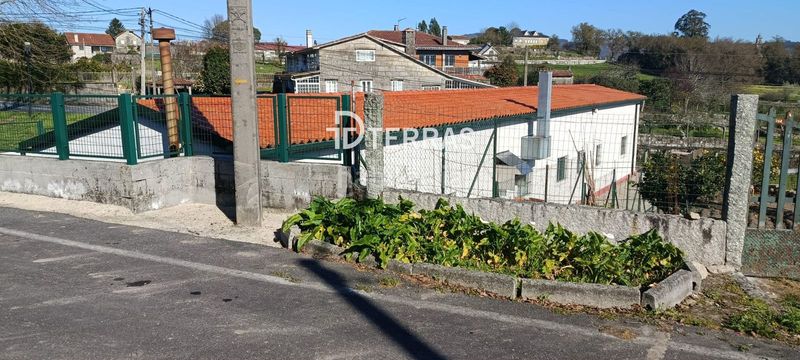 Foto c08de412-8d99-418c-b86b-ab56bd5139e0. Bâtiment à usage industriel dans Parroquias Rurales Pontevedra