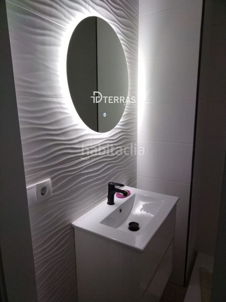 Foto c3eb76b1-0c9f-423a-9e59-e9ae2fd6c27e. Piso  en venta en vilanova en Vilanova de Arousa