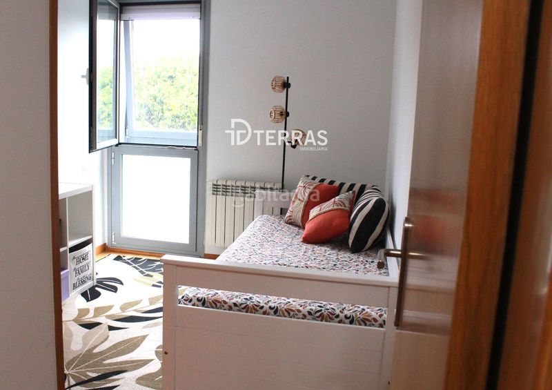 Foto ff6dc47d-d6fb-4592-84fc-16d68b0abb1a. Pis amb aparcament a Zona Fernández Labreda Pontevedra