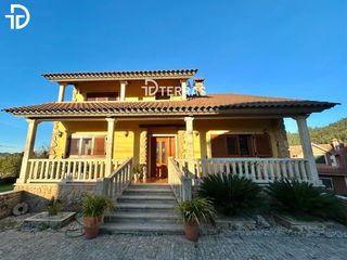 Chalet  O viso soutoxuste. En redondela