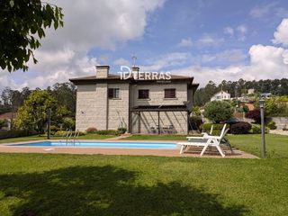 Haus  Estación da portela. Casa independiente en la portelaconcello de barro pontevedra con
