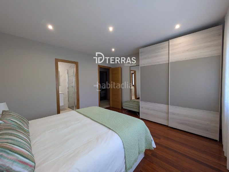 Foto 0cbcc538-3f23-42bb-b4c6-8f3e16e363d6. Casa amb calefacció aparcament piscina a Barro
