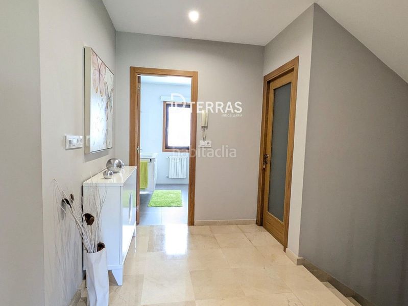 Foto 796794c5-99fc-4209-bbe1-e766b62436cf. Casa amb calefacció aparcament piscina a Barro