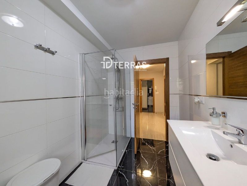 Foto e09a809f-0f45-4625-8d5b-dd6685156b8f. Casa amb calefacció aparcament piscina a Barro