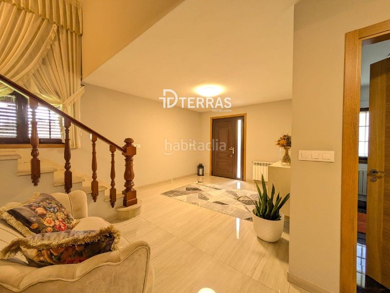 Foto fe151506-9be1-43d3-92a0-90566ea081fb. Casa amb calefacció aparcament piscina a Barro