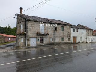 Casa  Lugar o pío. Casas para restaurar en bora  pontevedra