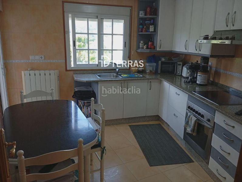 Foto 85a043a7-5571-443d-b903-00744ef5789b. Casa amb calefacció aparcament piscina a san xoán de Poio Poio