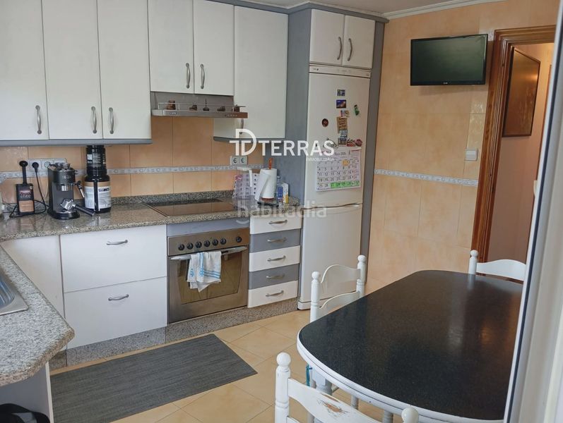 Foto c680a9b2-1d9e-4888-b6eb-13e812a5380b. Casa amb calefacció aparcament piscina a san xoán de Poio Poio