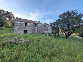 Haus  A cardiña. Casa a reformar con terreno de 1500 m2. en vilaboa a 20 minutos