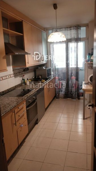 Foto cc122179-412e-4ca5-b06c-848e3ea01893. Pis amb calefacció aparcament a O Milladoiro Ames