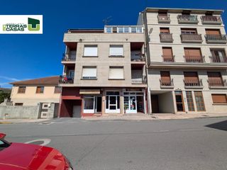 Geschäftsraum  Espíritu santo. Local comercial de 165 m2.  en cangas, a 300 metros de la playa