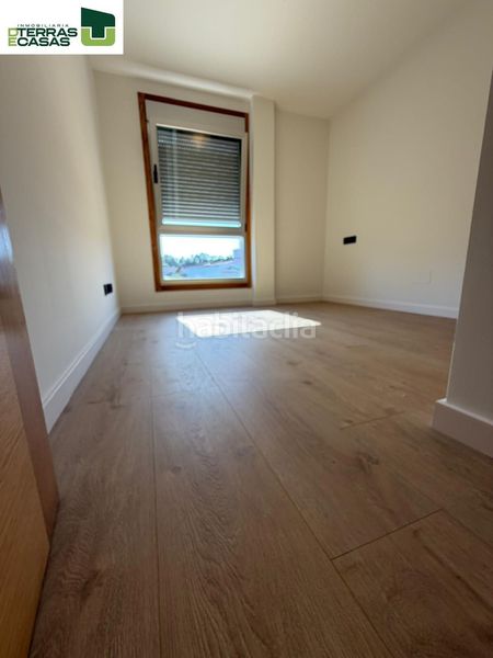 Foto 7fbe6958-dd86-401e-add7-605e524a1ef3. Pis a Illa de Arousa (A)