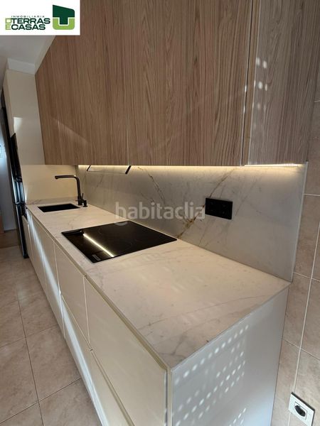 Foto be7b44a9-3fd1-429c-a4d1-1bafd706eec2. Pis a Illa de Arousa (A)