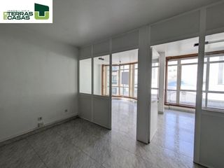 Büro  Benito corbal. Oficina en venta en benito corbal pontevedra