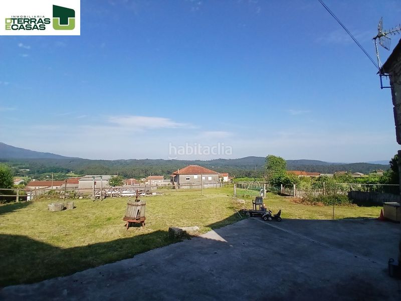 Foto acf5c1c6-f4c8-456d-93b5-56f34cff97a5. Casa amb aparcament a Caldas de Reis