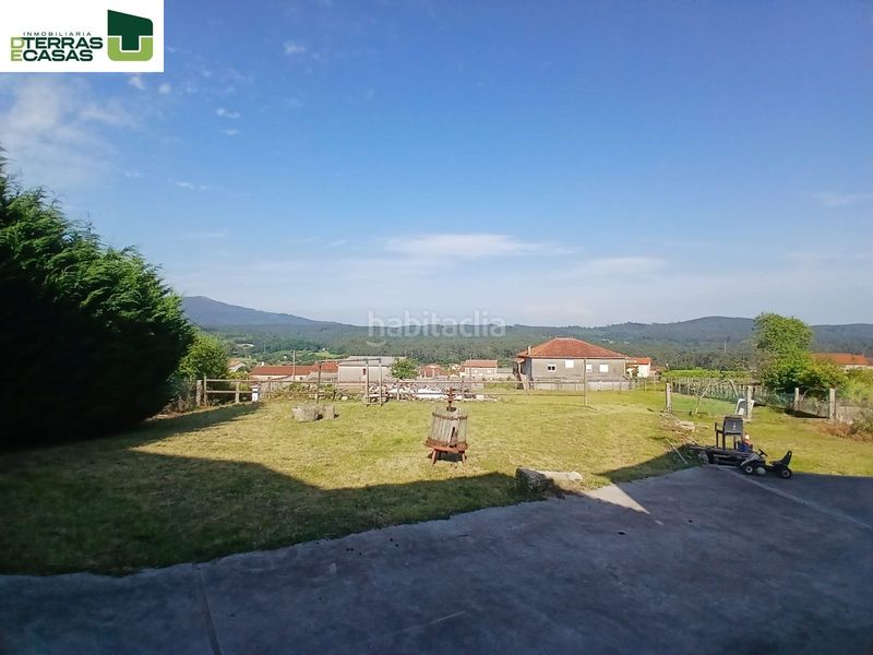 Foto e9098041-c11f-44c8-a9dd-b40e6bfd4bb0. Casa amb aparcament a Caldas de Reis